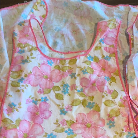 Grandma’s Apron Pink Handmade Homemade Floral - Picture 15 of 16
